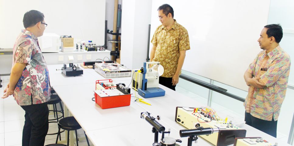 Program Studi Fisika Meraih Peringkat Akreditasi A